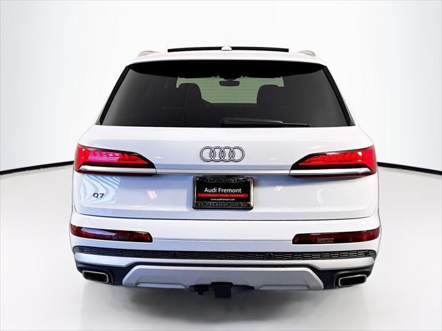 new 2025 Audi Q7 car, priced at $75,890