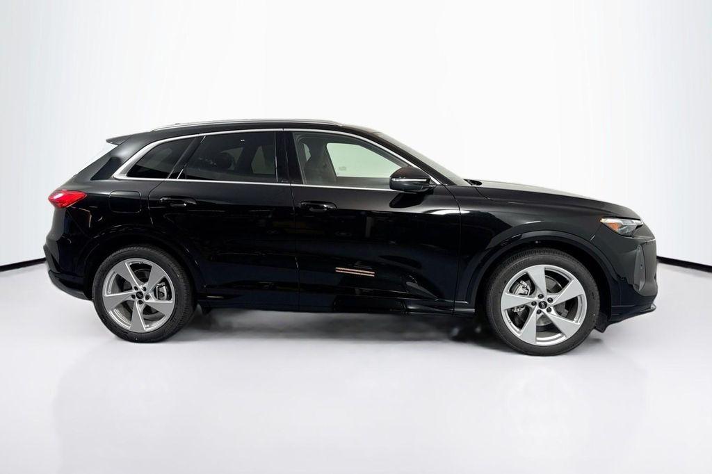 new 2025 Audi Q5 car, priced at $64,250