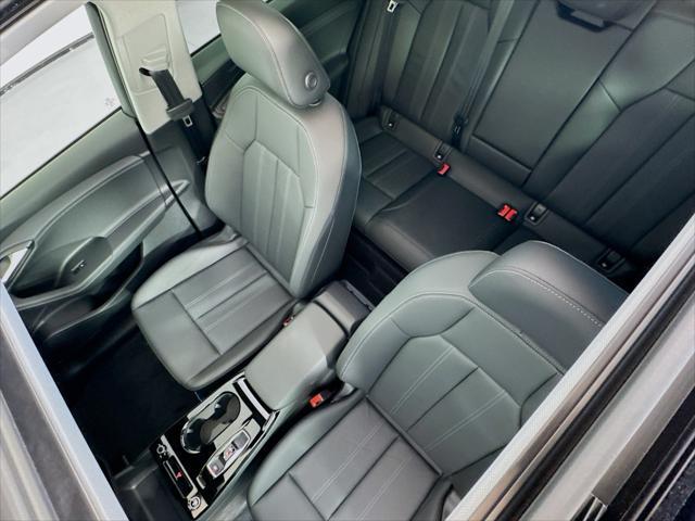 new 2025 Audi Q6 e-tron car, priced at $71,660