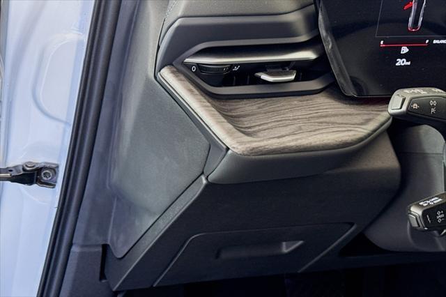 new 2025 Audi Q5 car, priced at $61,300