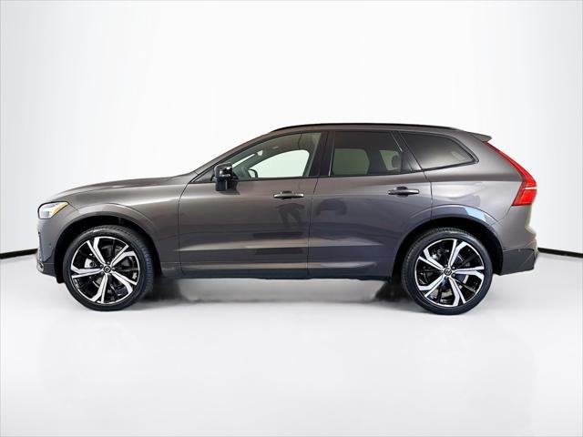 used 2022 Volvo XC60 car, priced at $38,444