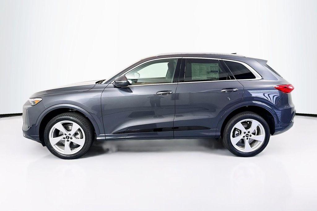new 2025 Audi Q5 car, priced at $61,390