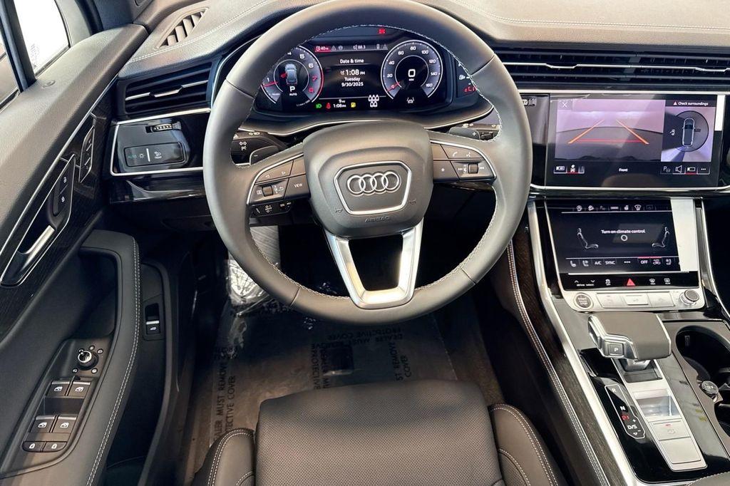 new 2026 Audi Q7 car, priced at $82,110