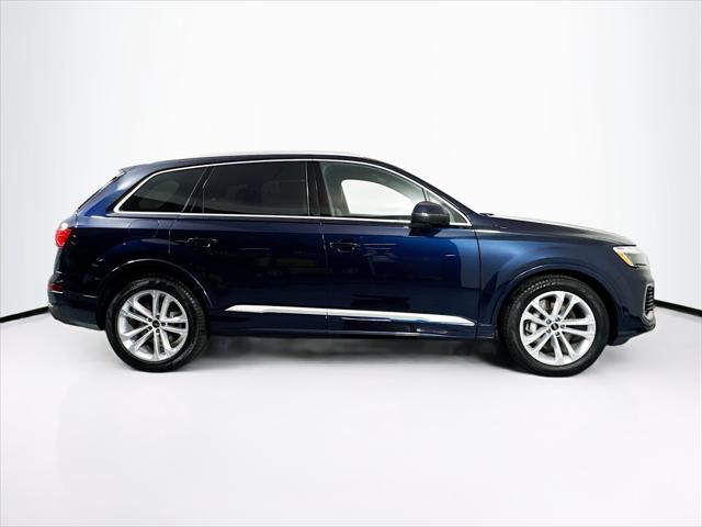 new 2025 Audi Q7 car, priced at $87,280