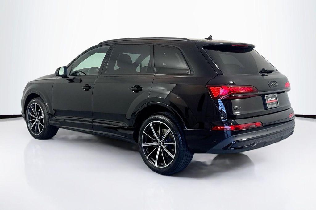 used 2023 Audi Q7 car, priced at $40,884
