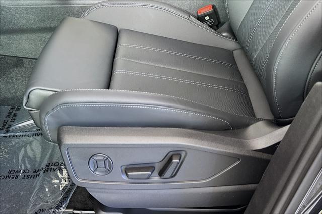 new 2025 Audi Q5 car, priced at $61,300