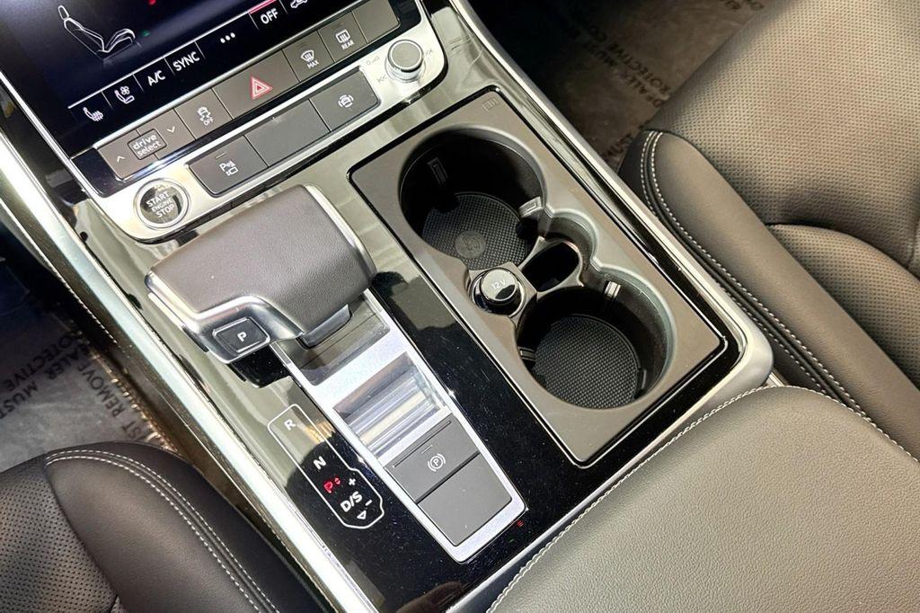 used 2025 Audi Q7 car, priced at $53,994