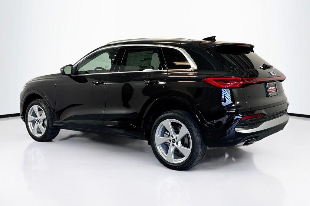 new 2025 Audi Q5 car, priced at $61,390