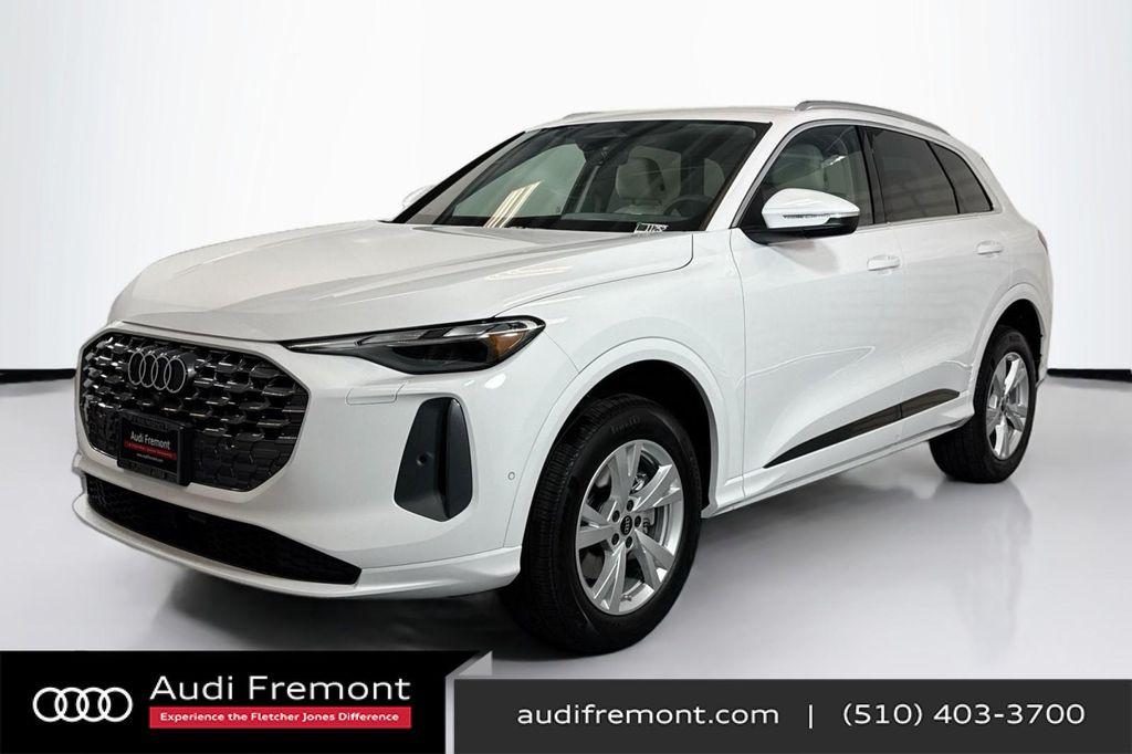 new 2025 Audi Q5 car, priced at $53,495