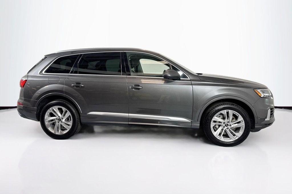 used 2024 Audi Q7 car, priced at $36,990