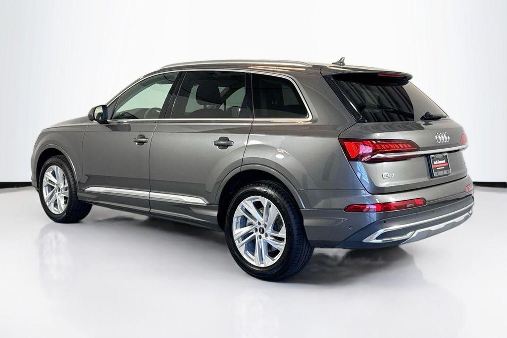 used 2024 Audi Q7 car, priced at $36,990