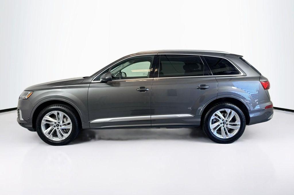 used 2024 Audi Q7 car, priced at $36,990