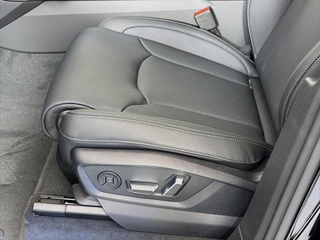 new 2025 Audi Q7 car, priced at $84,260