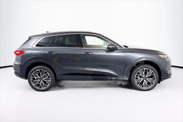 new 2025 Audi Q5 car, priced at $59,685