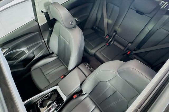 new 2025 Audi Q5 car, priced at $59,685