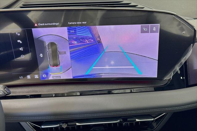 new 2025 Audi Q6 e-tron car, priced at $76,450