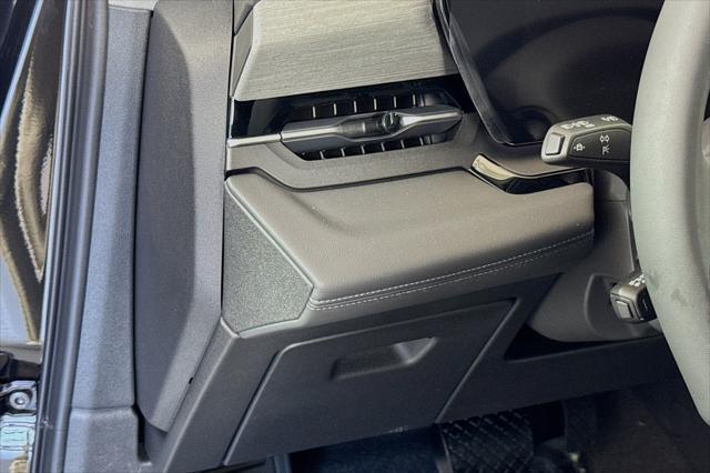 new 2025 Audi Q6 e-tron car, priced at $76,450