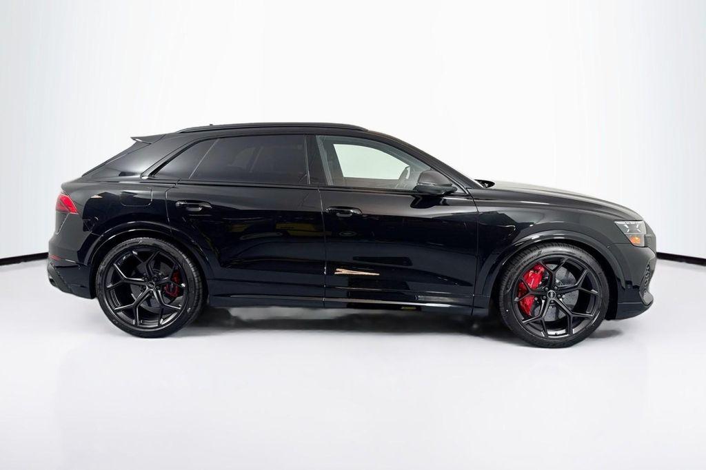 new 2025 Audi RS Q8 car, priced at $151,900