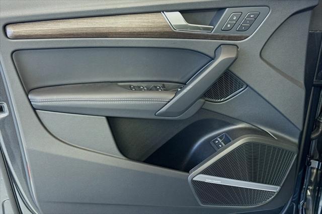 new 2025 Audi Q5 car, priced at $69,385