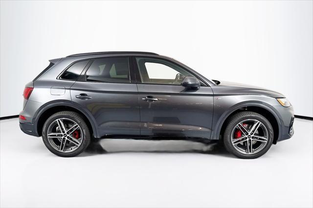 new 2025 Audi Q5 car, priced at $69,385