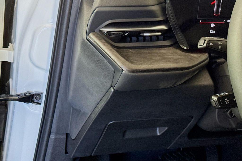 new 2025 Audi Q5 car, priced at $60,325