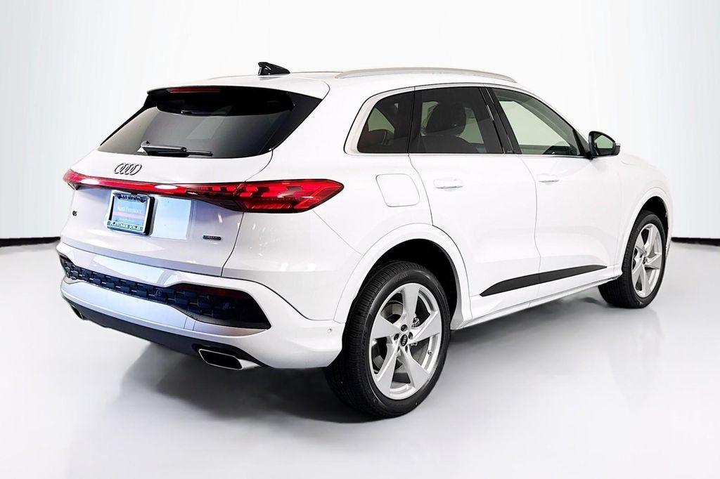 new 2025 Audi Q5 car, priced at $60,325