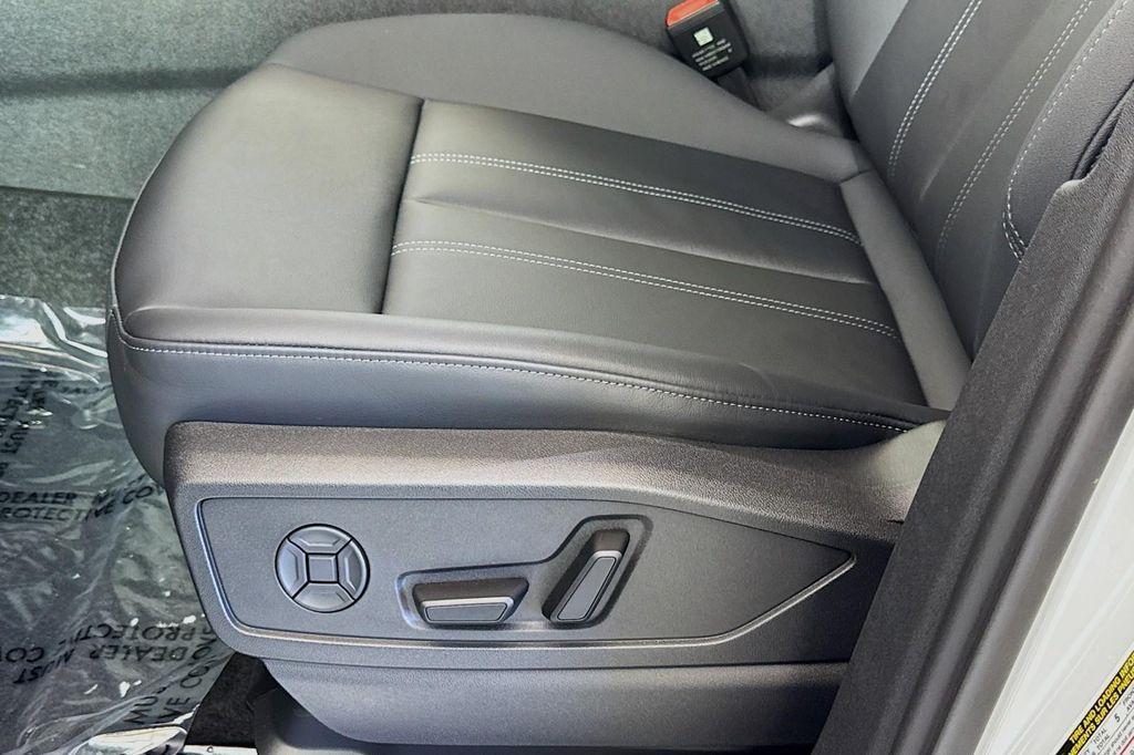 new 2025 Audi Q5 car, priced at $60,325