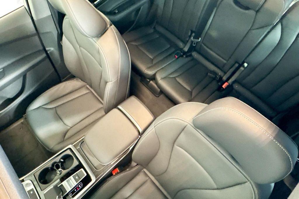 new 2026 Audi Q7 car, priced at $67,545