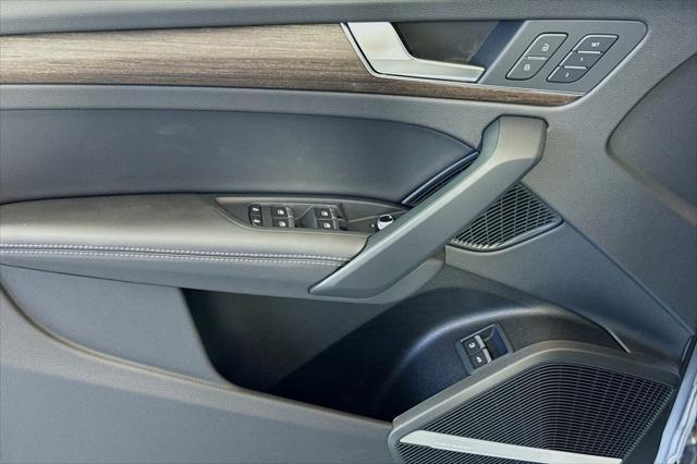 new 2025 Audi Q5 car, priced at $68,435