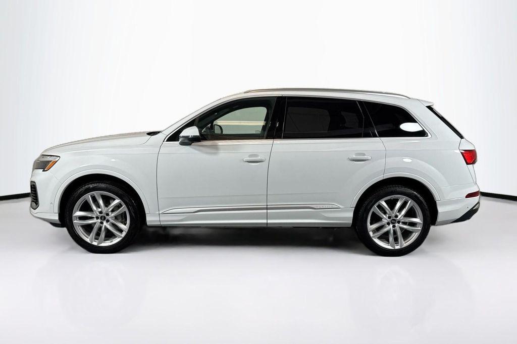used 2025 Audi Q7 car, priced at $54,884