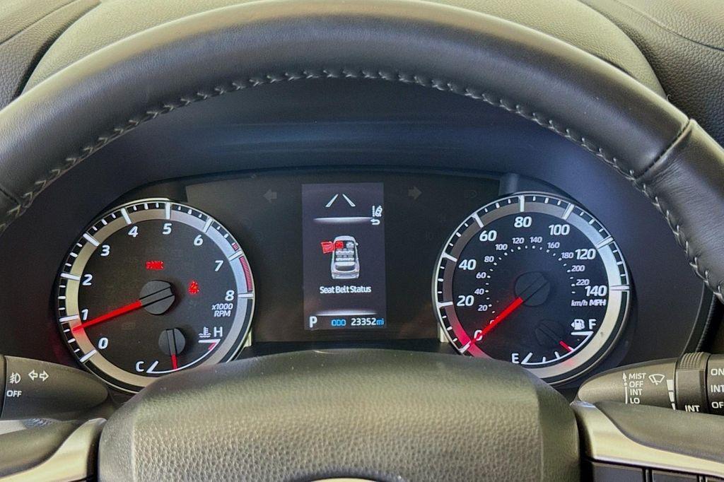 used 2022 Toyota Highlander car, priced at $32,990
