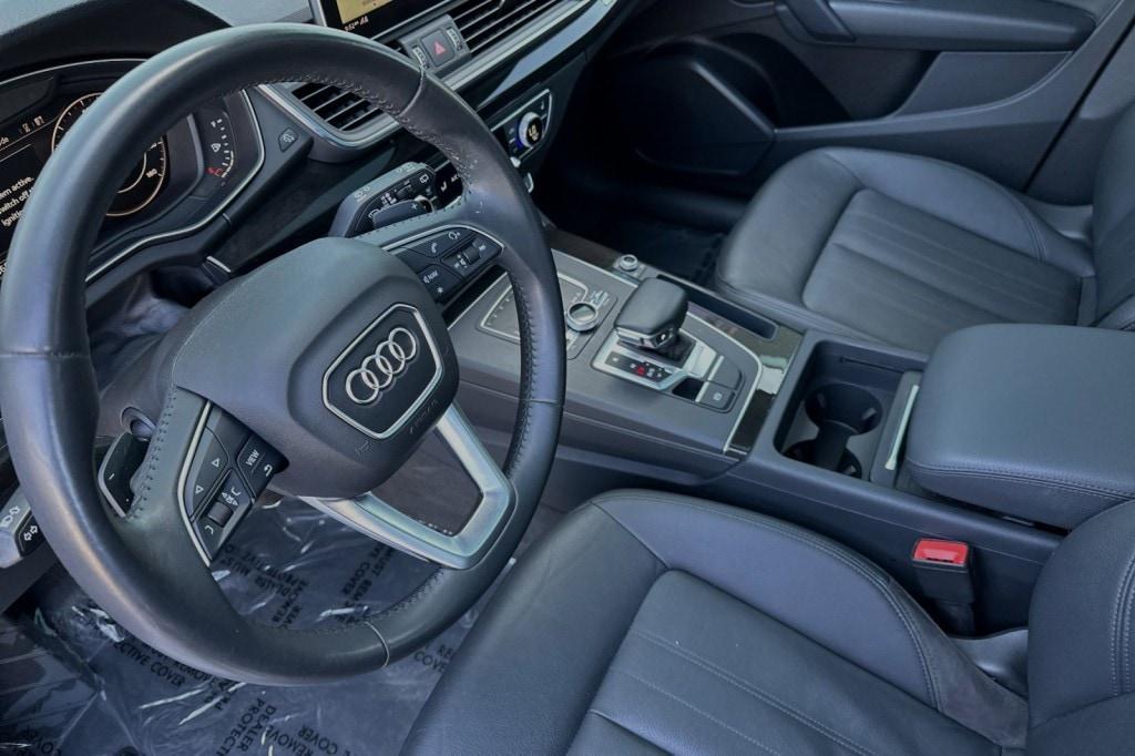 used 2020 Audi Q5 e car, priced at $27,882