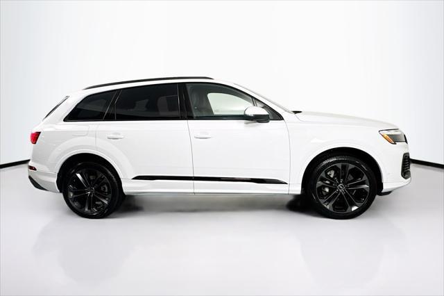 new 2025 Audi Q7 car, priced at $77,750