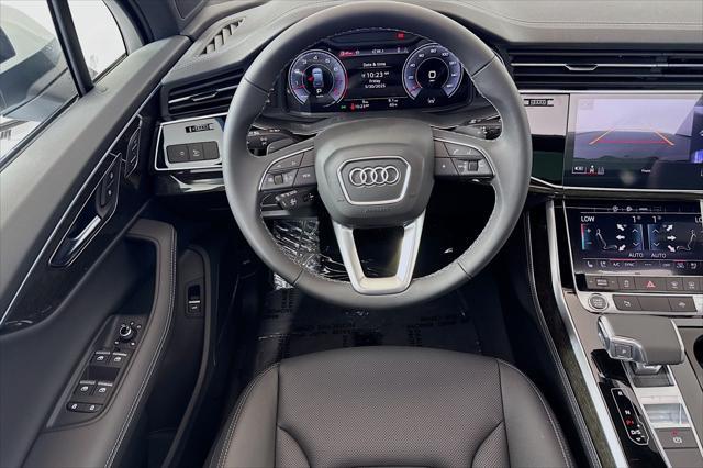 new 2025 Audi Q7 car, priced at $77,750