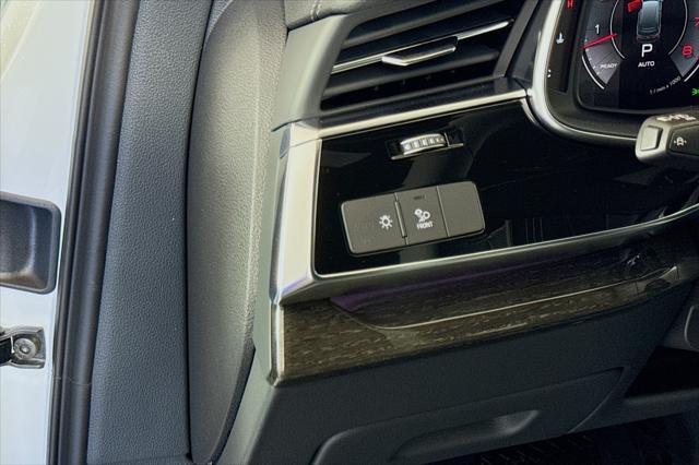 new 2025 Audi Q7 car, priced at $77,750
