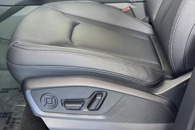new 2025 Audi Q7 car, priced at $77,750
