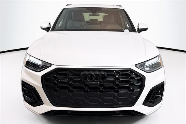 new 2025 Audi Q5 car, priced at $69,385