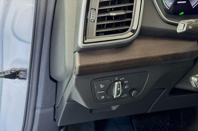 new 2025 Audi Q5 car, priced at $69,385
