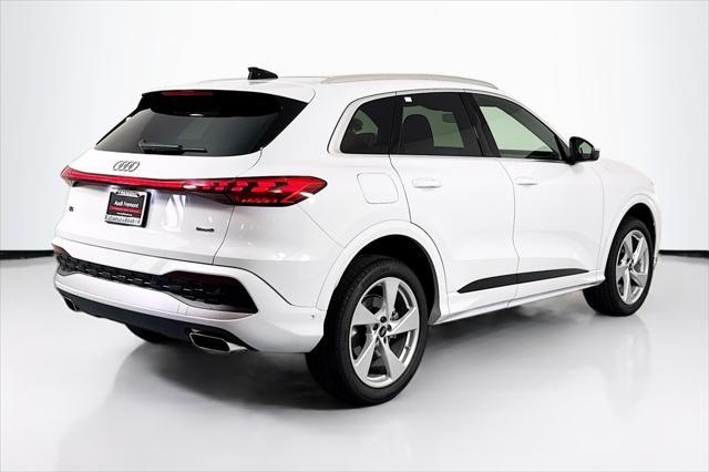 new 2025 Audi Q5 car, priced at $61,300