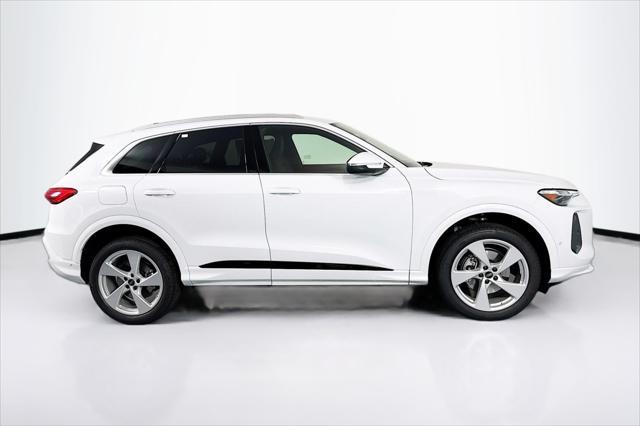 new 2025 Audi Q5 car, priced at $61,300