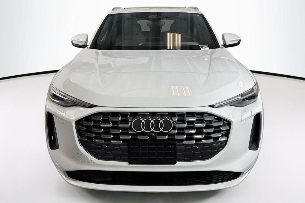 new 2025 Audi Q5 car, priced at $61,390