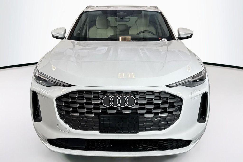 new 2025 Audi Q5 car, priced at $60,590