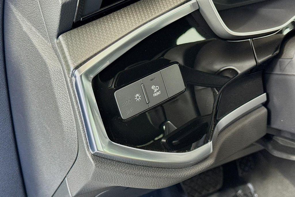 new 2025 Audi Q3 car, priced at $44,065