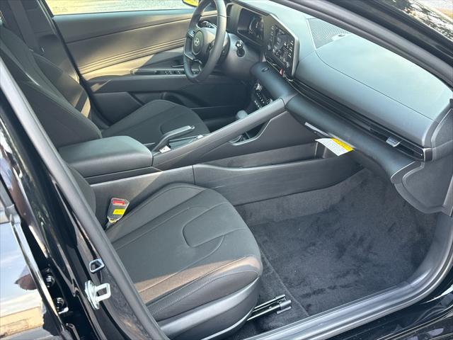 new 2025 Hyundai Elantra car, priced at $23,122