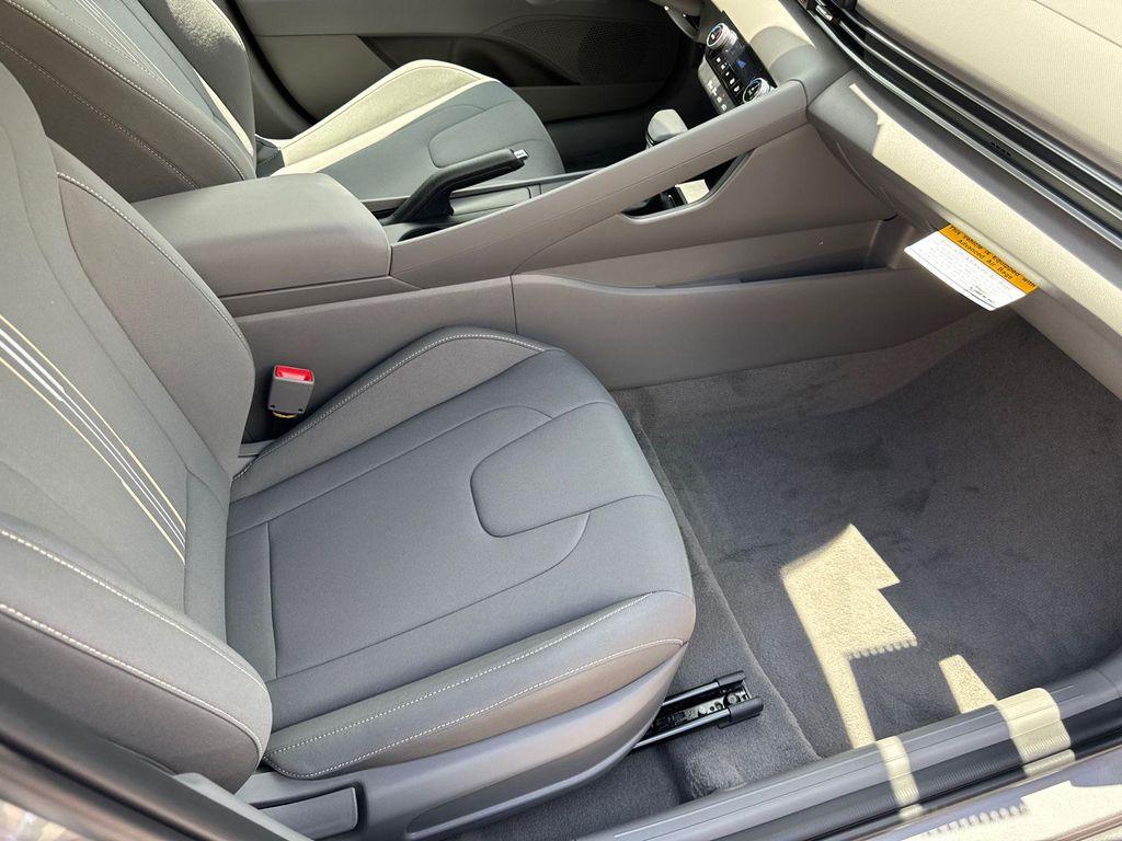 new 2025 Hyundai Elantra car, priced at $22,668