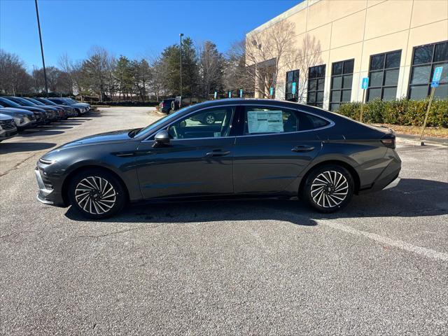 new 2025 Hyundai Sonata Hybrid car, priced at $38,005