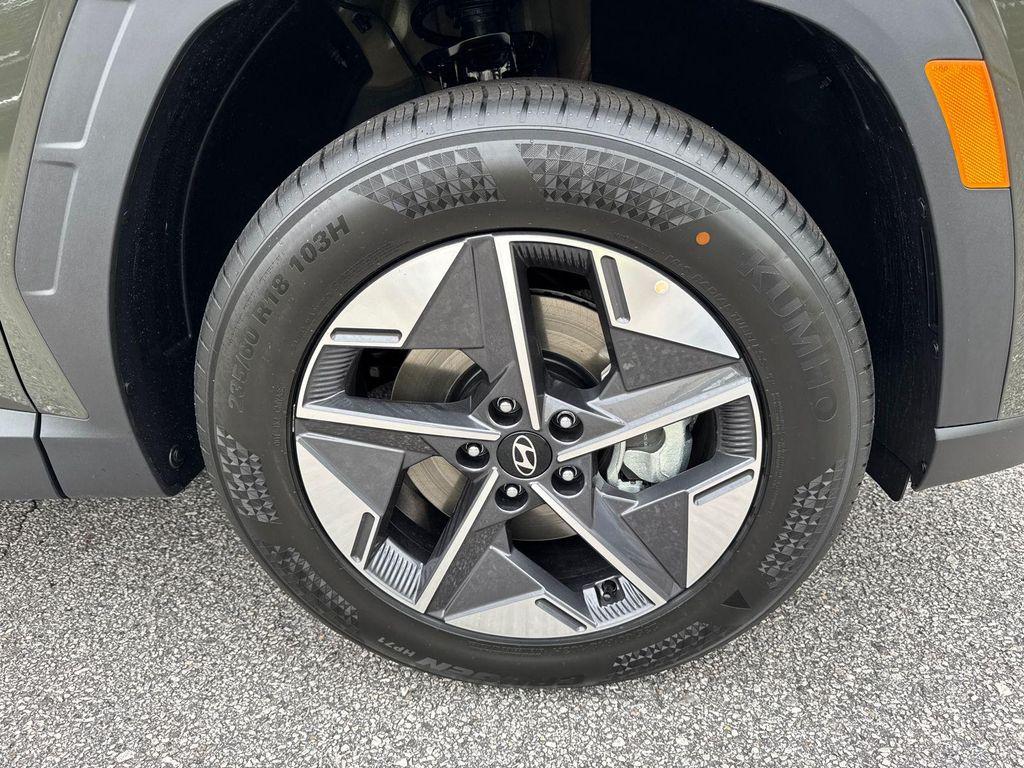 new 2026 Hyundai Tucson car, priced at $30,644