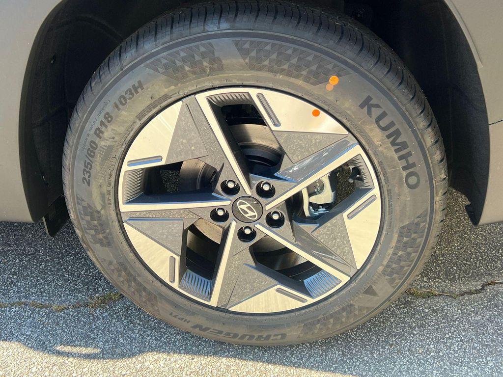 new 2026 Hyundai Tucson car, priced at $29,373