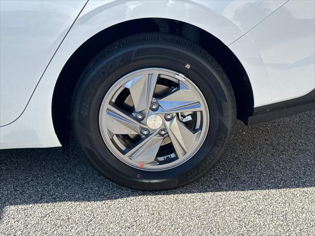 new 2025 Hyundai Elantra car, priced at $22,754