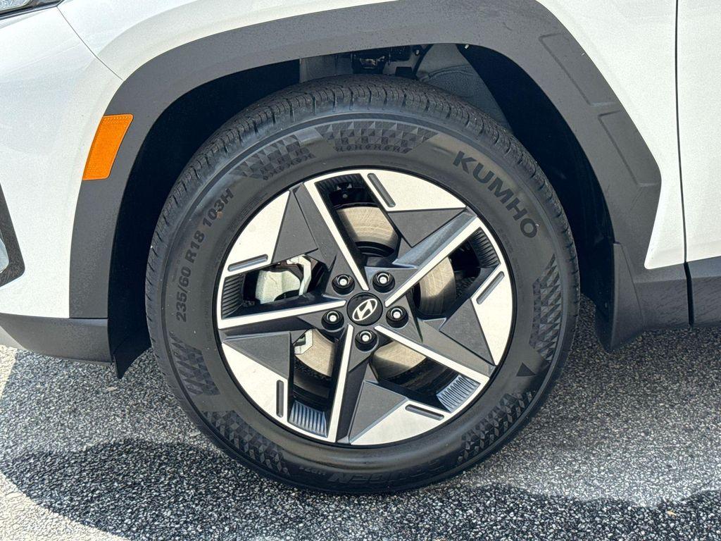 new 2025 Hyundai Tucson car, priced at $27,901